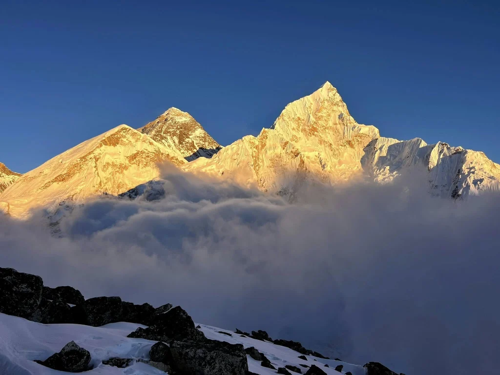Tallest Mountain in the word - Mount Everest