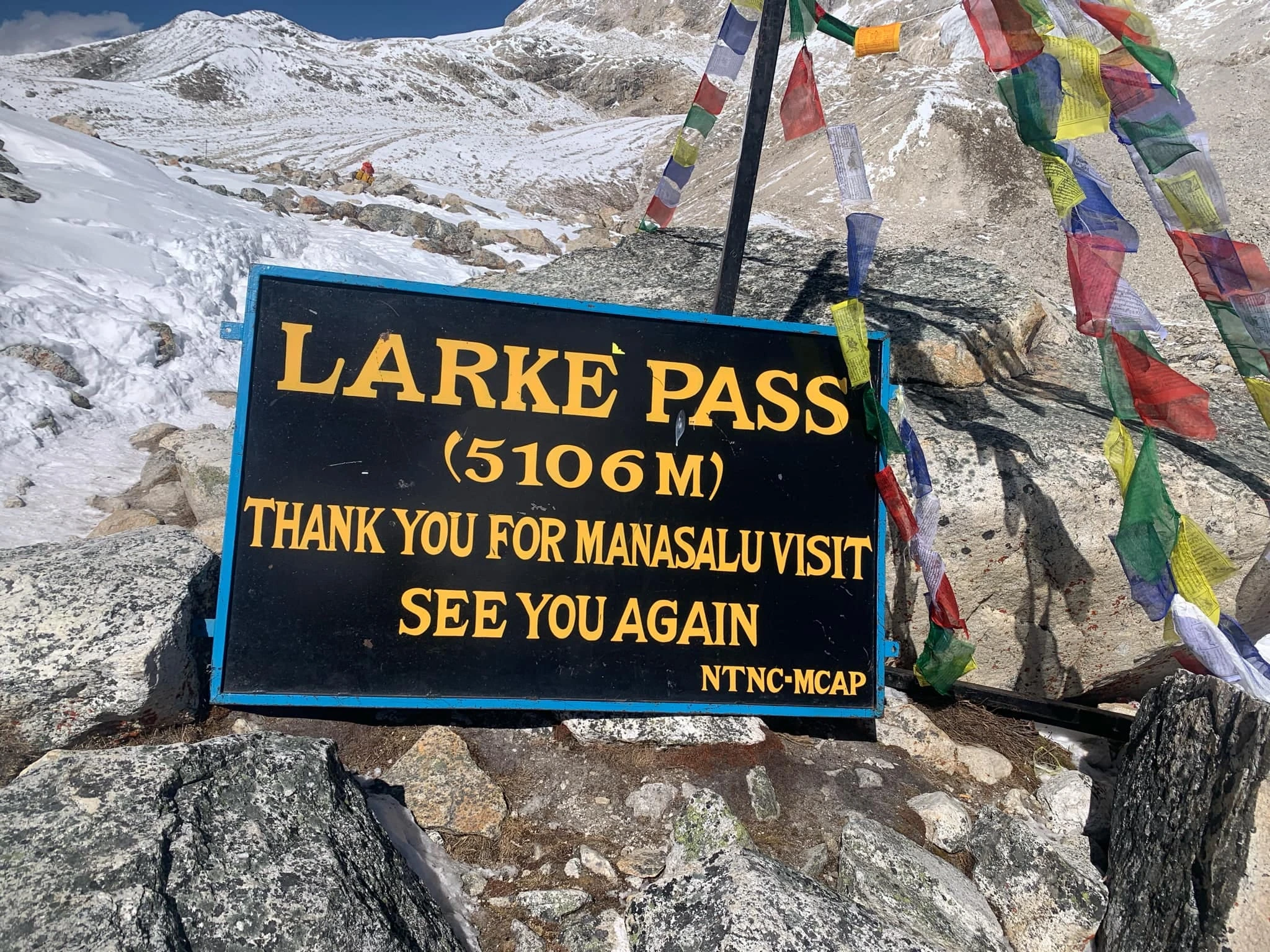 Larke Pass 5106m - Manslu Circuit Trek
