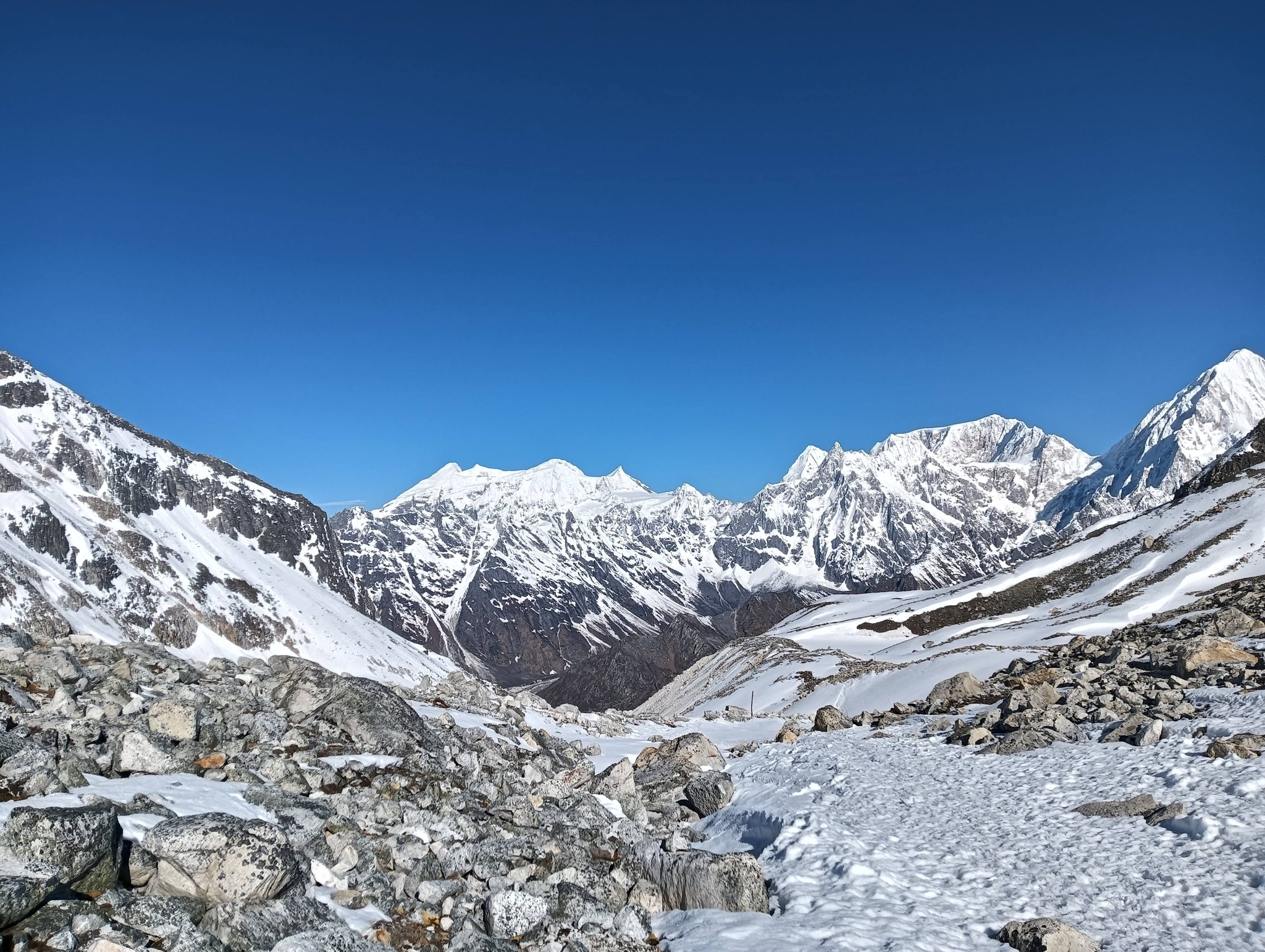 Panoramic Himalayan mountain view from en-route to Larkya La Pass during the Manaslu Circuit Trek in Nepal