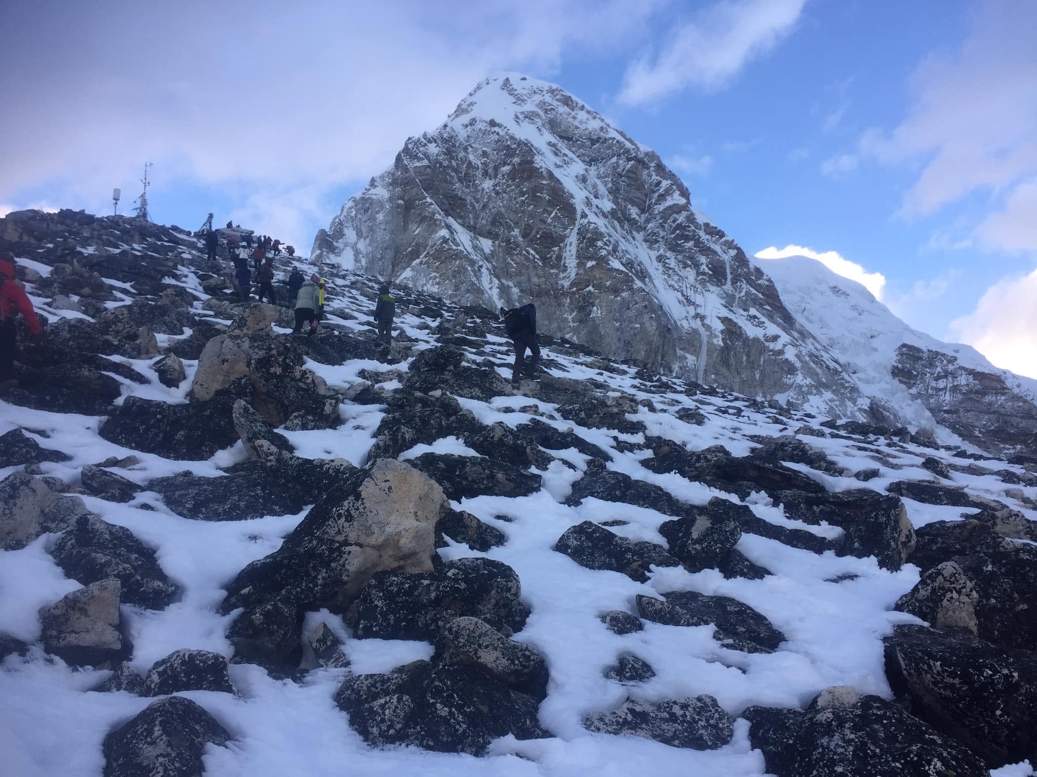 hike-to-kala-patthar-from-gorakshep-en0route-everest-base-camp-trek