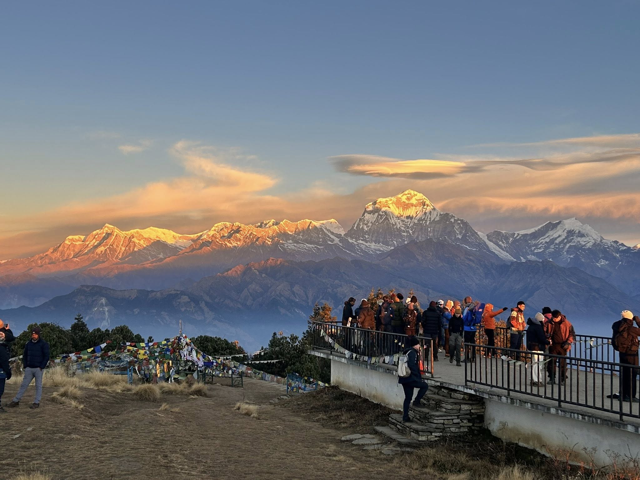 Magical view of sunset at Poon Hill - Lhasso adventure