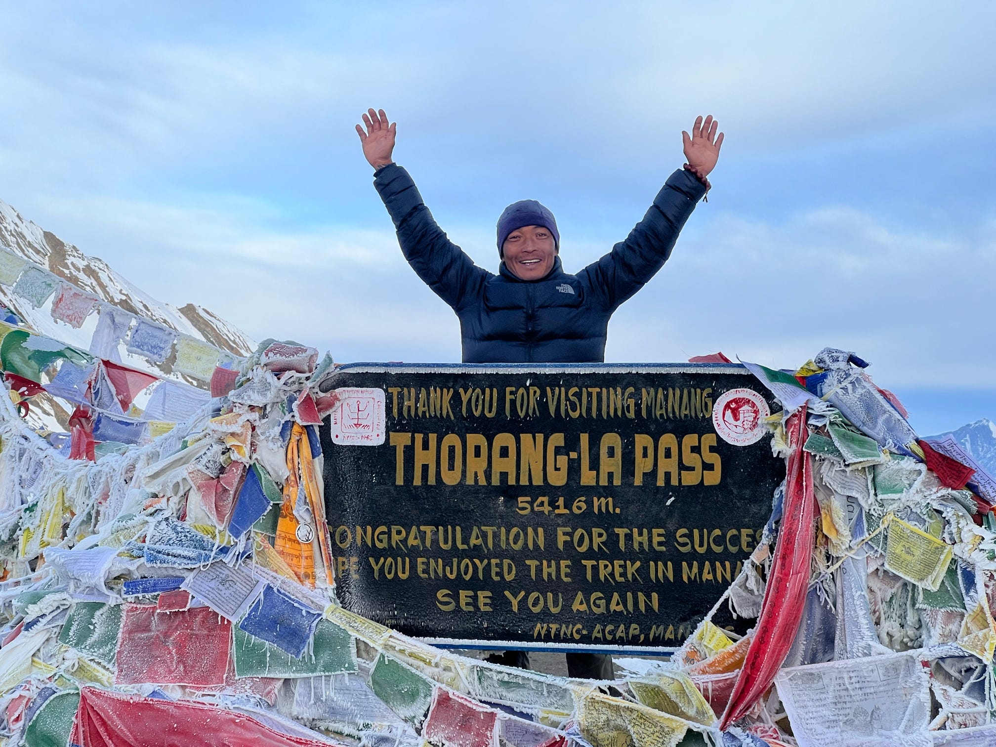 annapurna-cricuit-trek-thorong-la-pass-with-senior-guide-jon-lama